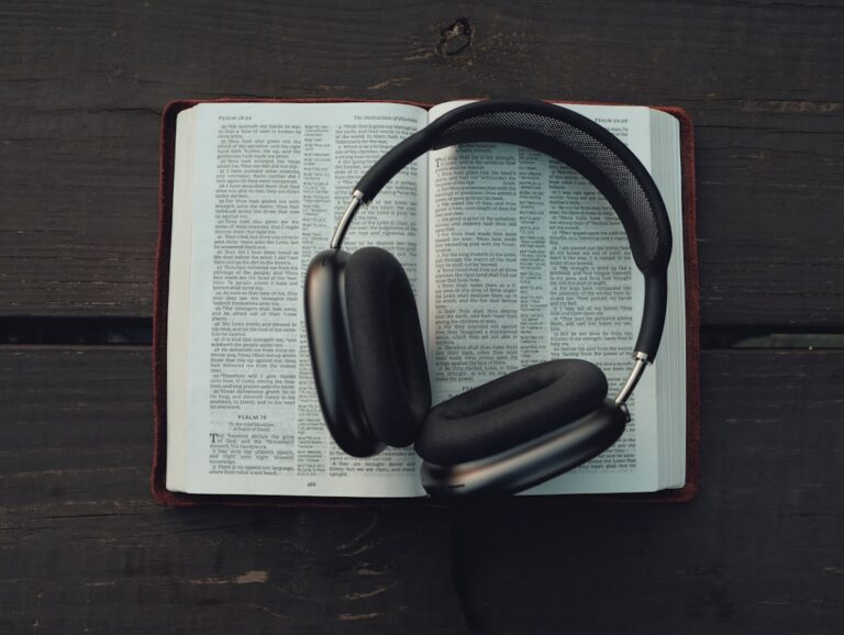 Podcasty edukacyjne – jak je robić, żeby angażowały?